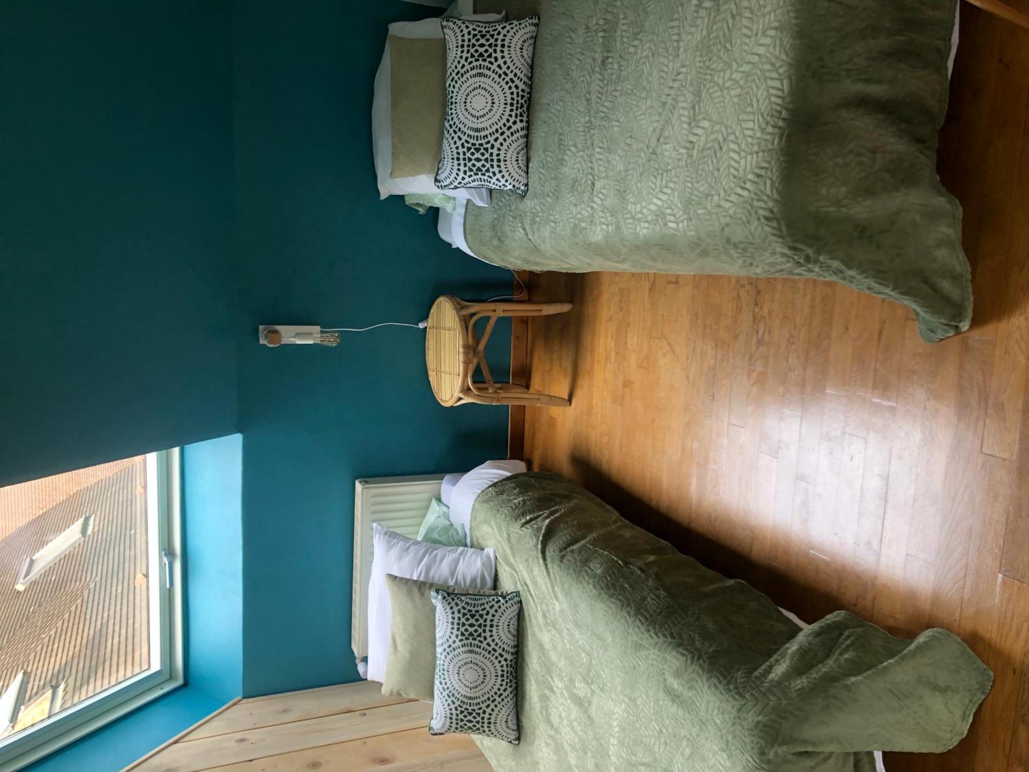 Grande Chambre Familiale Verte Tout Bonnement Bien Putot-en-Auge Exterior photo